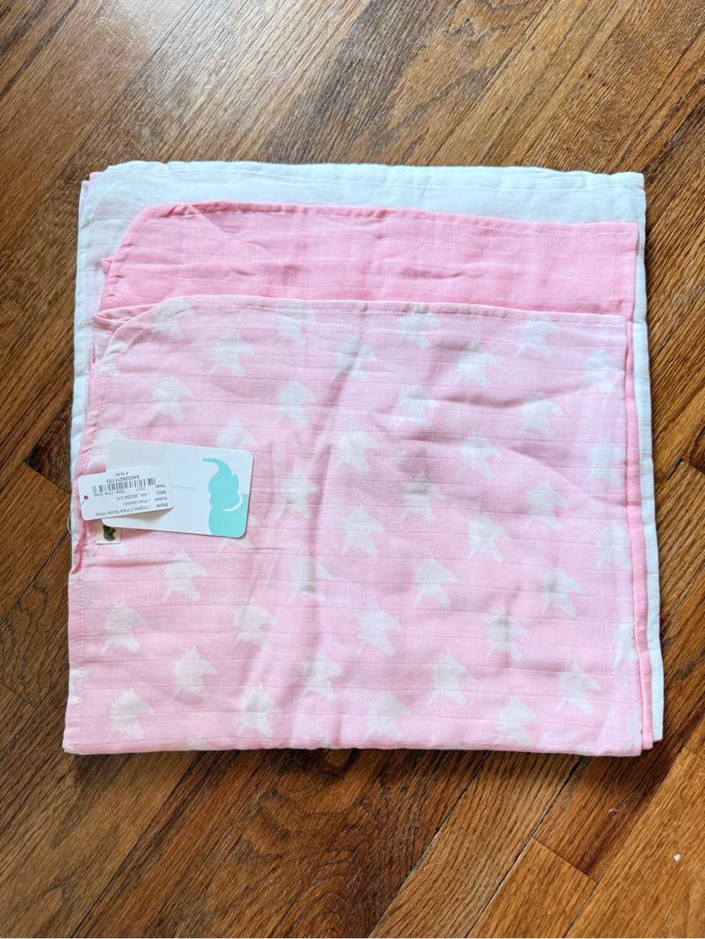 NWT Monica + Andy 100% Organic Cotton Muslin Swaddle Set -baby girl Gift